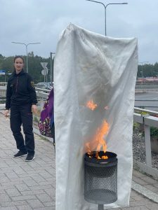 Sammutuspeitettä käytetään.